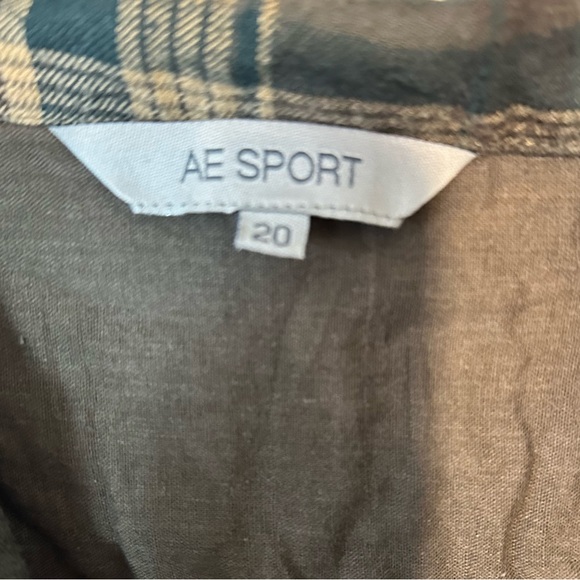 AE Sport Green Plaid Lightweight Jacket - Picture 9 of 9